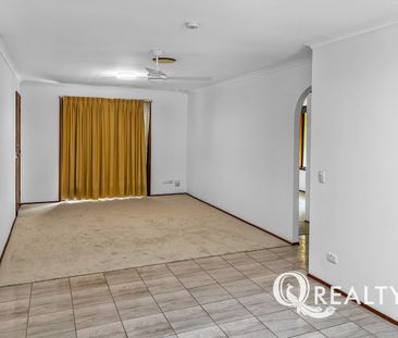 🏡Lowset Brick Unit 2 Bedrooms + Multi-Purpose Room + Lovely Size Co... - Photo 6