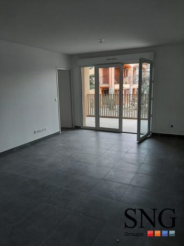 T3 AVEC TERRASSE+PARKING - Photo 2