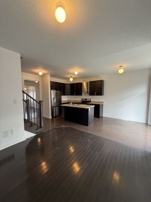 For Lease - 168 Durhamview Crescent, Whitchurch-Stouffville, Ontario - Photo 1