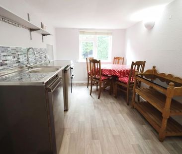 Dunbar Road, Bournemouth - Photo 1