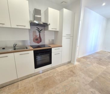 Location Appartement 2 pièces 33m² MARSEILLE 9ème - Photo 5