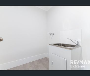 31 Surfers Street, Alkimos, WA 6038 - Photo 3