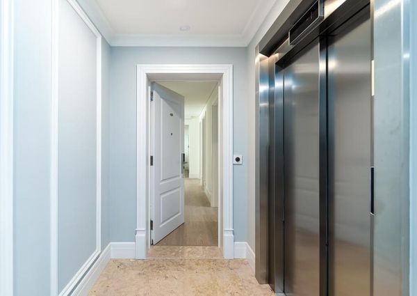 1 Bedroom Apartment with swimming pool, Janelas Verdes, Lisboa