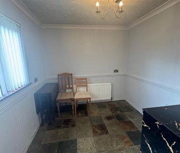 30 Recreation Road, BT401HA, Larne - Photo 3