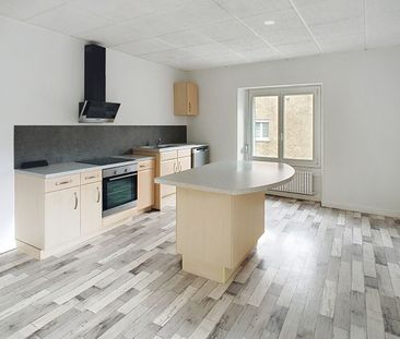 Apartment - Photo 1