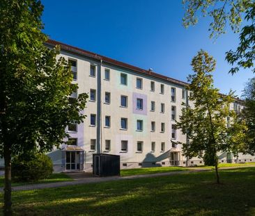 Aufgepasst! 3-Raum-Erdgeschosswohnung mit Balkon in Merseburg Nord - Photo 3