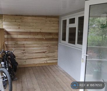 1 bedroom bungalow to rent - Photo 2