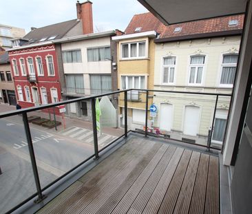 Zeer verzorgd twee-slaapkamer appartement met terras - Photo 3
