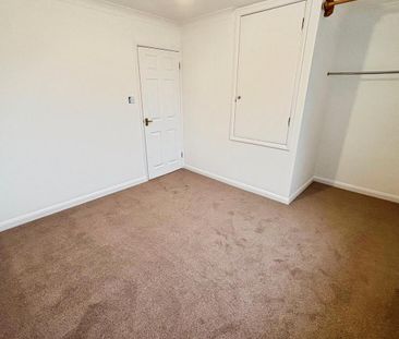 2 bedroom end of terrace house to rent - Photo 1