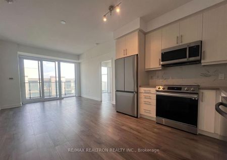 For Lease - 105 Oneida Crescent Unit# 1107, Richmond Hill, Ontario - Photo 4