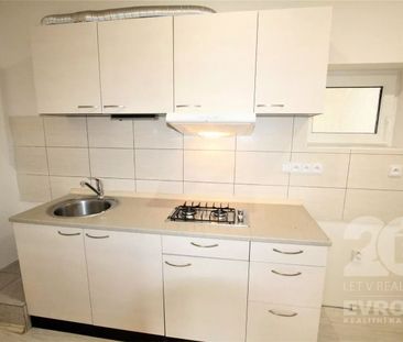 Příjemný byt 2+kk / 39m2, Praha 3, Žižkov, ul. Biskupcova - Photo 4