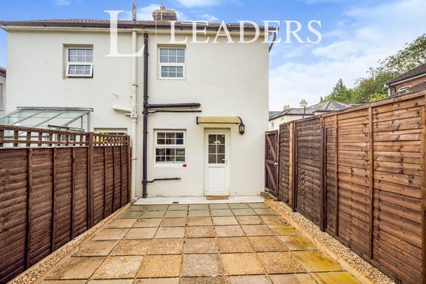 2 bedroom semi-detached house to rent - Photo 1