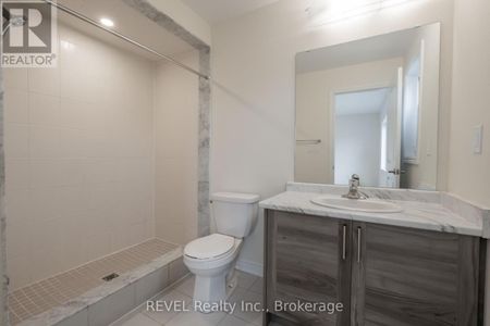 For Lease - 52 Ever Sweet Way, Thorold, Ontario - Photo 3