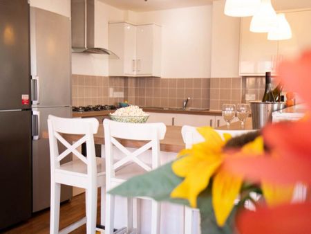 8 bedroom house to rent - Photo 3