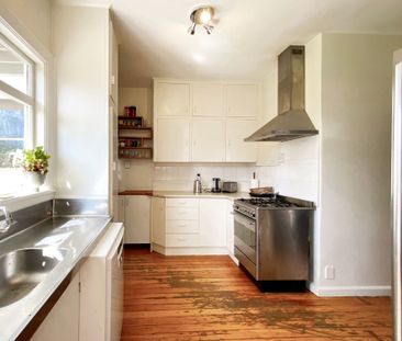 Great Family Home Awaits! - Photo 6