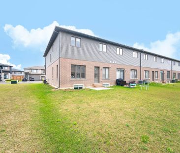 For Lease - 7381 Matteo Drive, Niagara Falls, Ontario - Photo 1