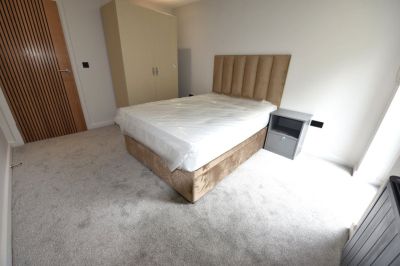 2 bedroom Flat in 529 Stanningley Road, Leeds - Photo 5