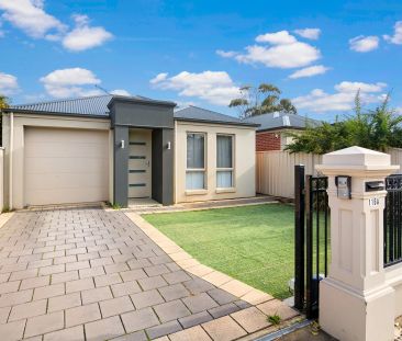 LOW MAINTENANCE 3 BEDROOM HOME ! - Photo 1