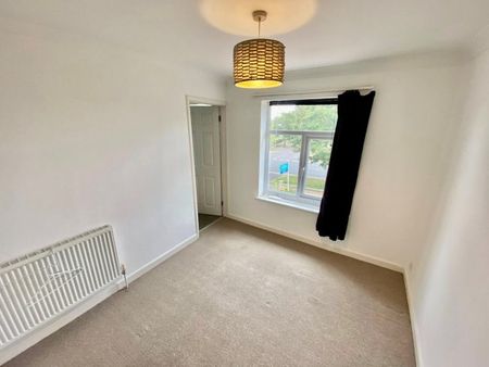 Putnoe Lane, Bedford, MK41 - Photo 3