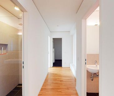 Moderne Erdgeschosswohnung mit Terrasse und EBK - Photo 1