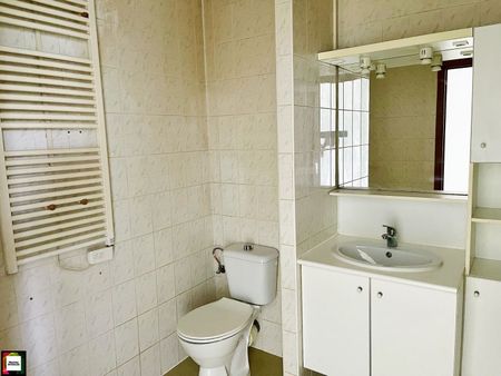 Location Appartement 2 pièces 48m² MONT ST MARTIN 54350 - Photo 2