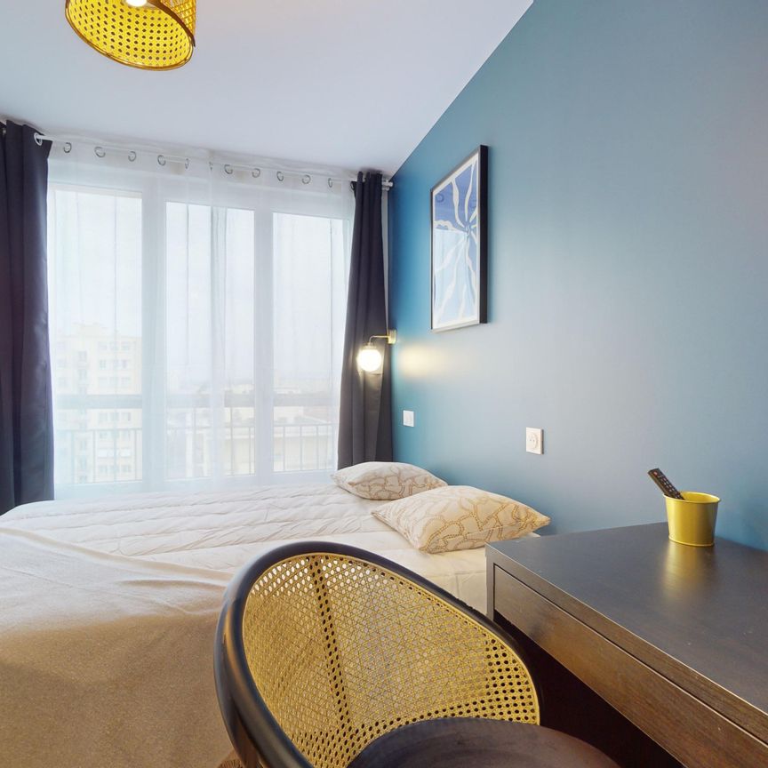 SANTY Roommate 5 Bedrooms at Lyon 8e - Photo 1