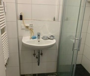 Wohnung im EG mit neuem Bad und ebenerdiger Dusche - Foto 3