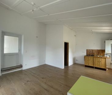 Studio à louer - Photo 1