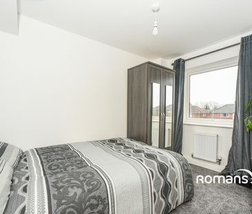 4 bedroom detached to rent - Photo 4