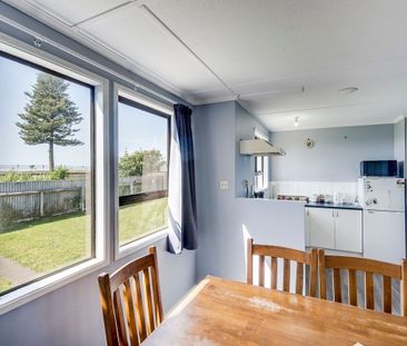 Pet Friendly With Sea Views! - Photo 3