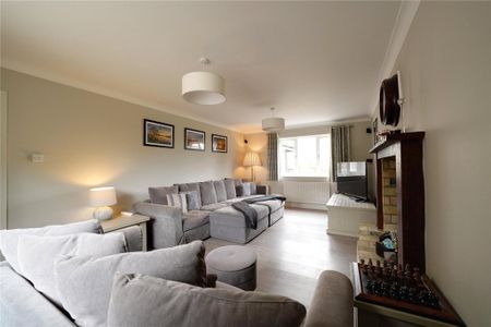 3 bedroom detached house to rent - Photo 5