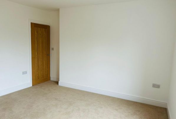 Top Floor Flat, 3 High Street, Lincoln, LN5 8BQ - Photo 1