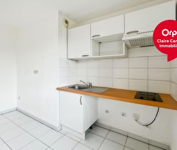 Location Appartement 2 pièces 45m² LABRUGUIERE 81290 - Photo 2