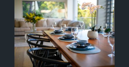 Designer house with Bay View - Photo 5