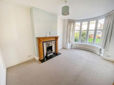 3 BED Detached house To rent - Photo 2