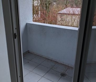 Helle, gut geschnittene 2 Zimmer-Wohnung in zentraler Lage – Bergis... - Photo 1