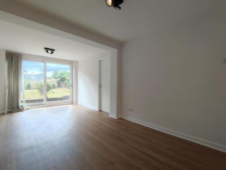 4 bedroom detached house to rent - Photo 5