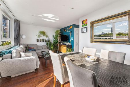 2 bedroom flat to rent - Photo 3