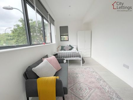 Studio to rent - Photo 5