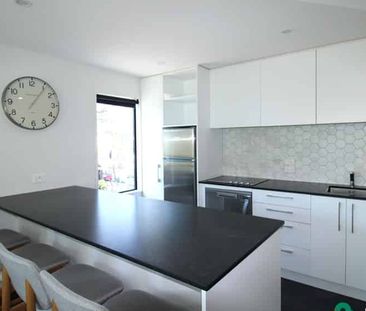 Contemporary City Living - Photo 1