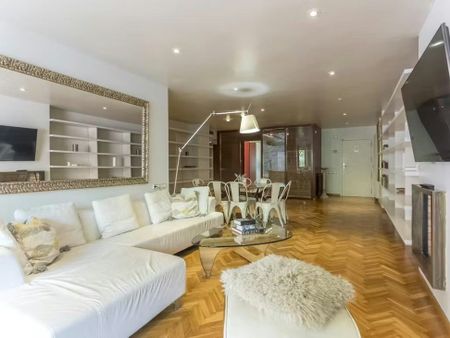 Passeig de la Bonanova, Barcelona, Catalonia 08022 - Photo 4