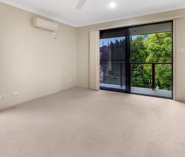 10 Sandor Court - Photo 3