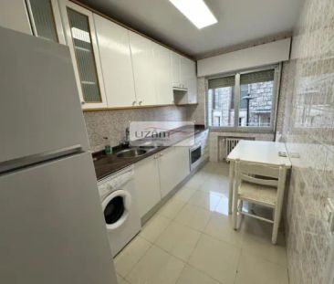 Piso en alquiler en Calle de Pérez de la Sala - Photo 3