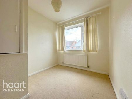 3 bedroom semi-detached house to rent - Photo 4