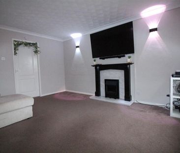 3 bedroom detached house to rent - Photo 6