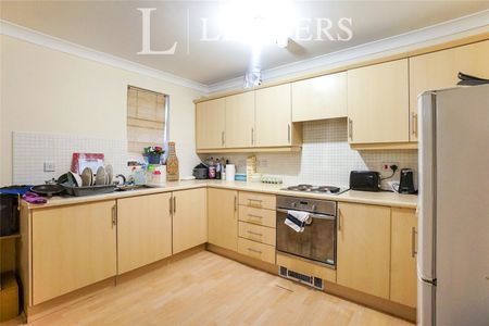 2 bedroom apartment to rent Hadfield Close, Manchester, M14 - Photo 4