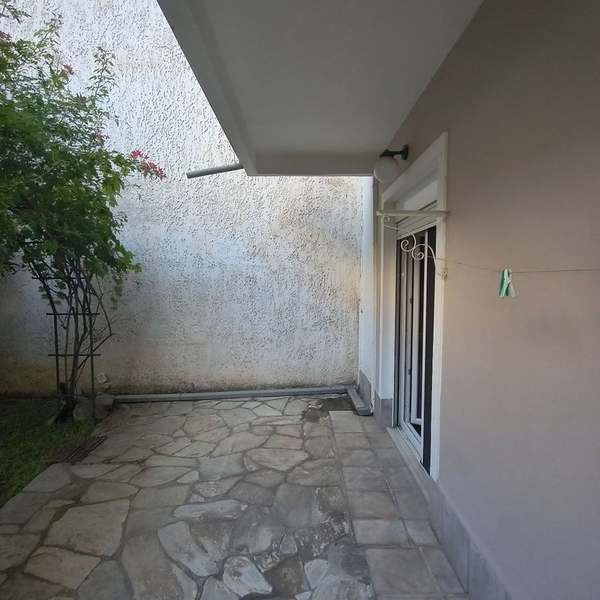 Διαμέρισμα για ενοικίαση Άγιοι Σαράντα - Α.Τ.Α. (Λάρισα) - Photo 1