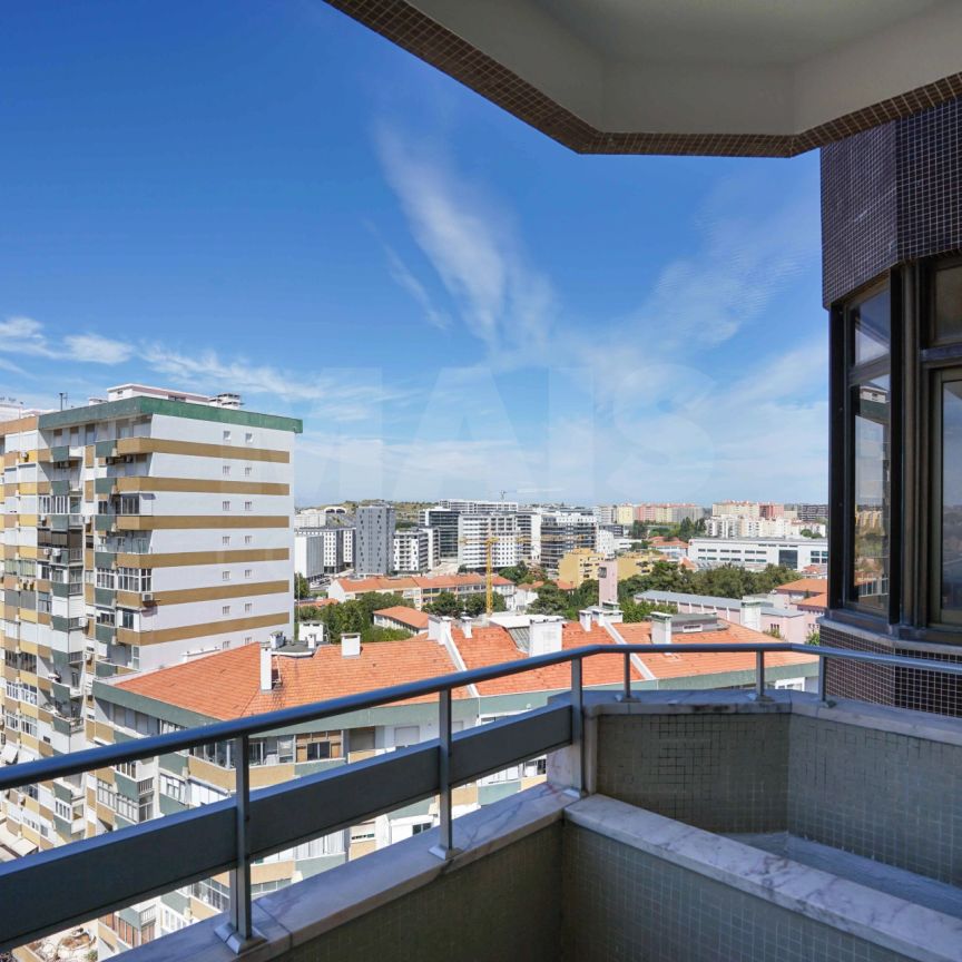 Apartamento T5 em Lisboa - Photo 1