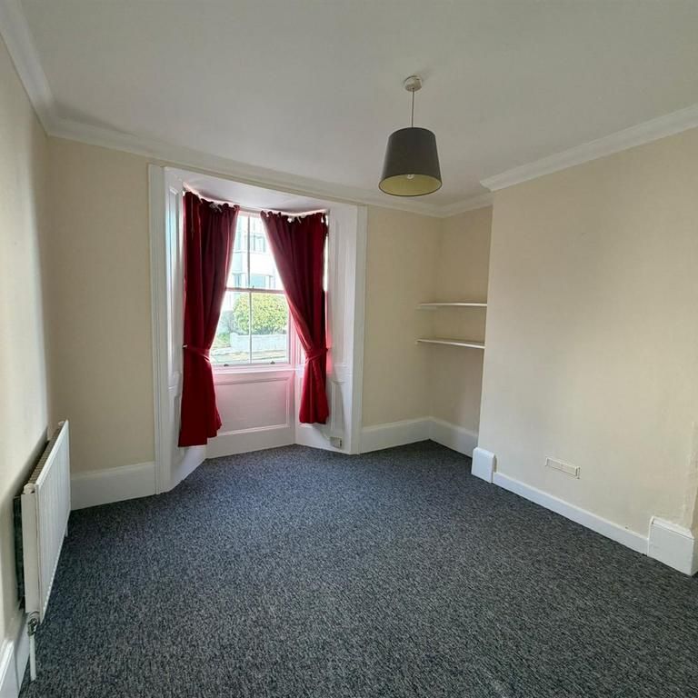 3 bedroom maisonette to rent - Photo 1