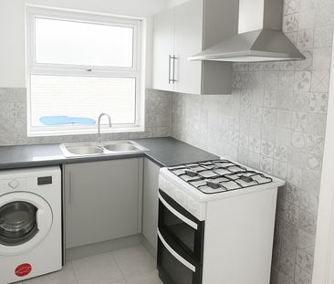 Room in a Shared House, Alpha Street, M6 - Photo 6